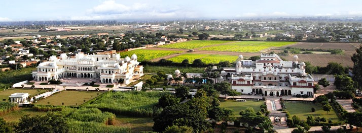 Laxmi Vilas & Niwas Palace - Bharatpur 01.jpg